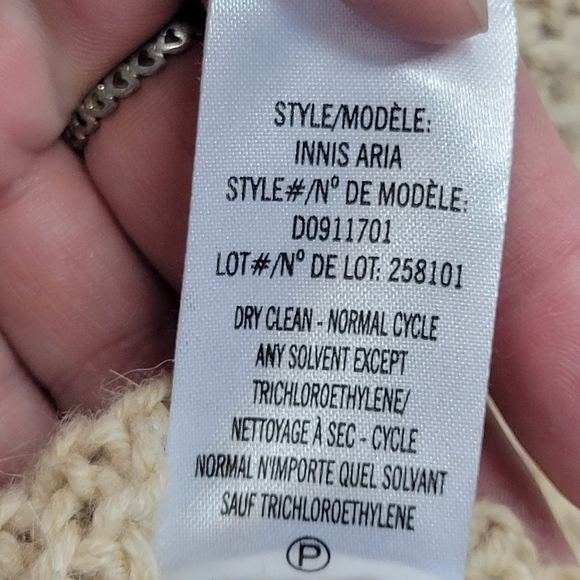 Theory Sweater Innis Aria in Oatmeal (Natural) Size Medium - Picture 10 of 10